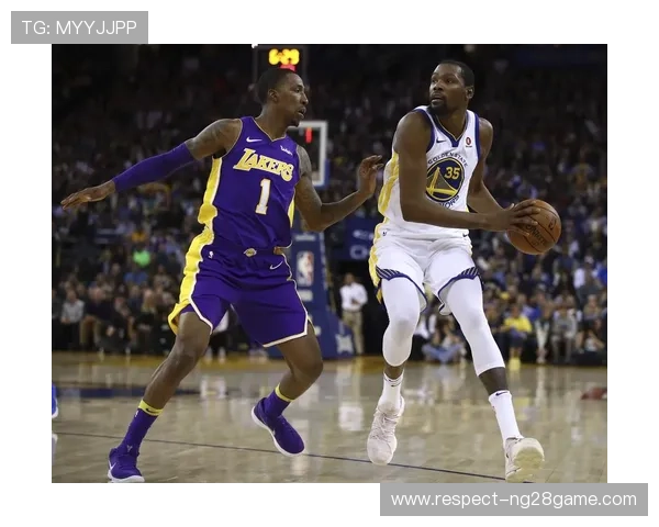 NBA赛季争夺白热化巨星对决引爆季后赛席位悬念升级再掀高潮