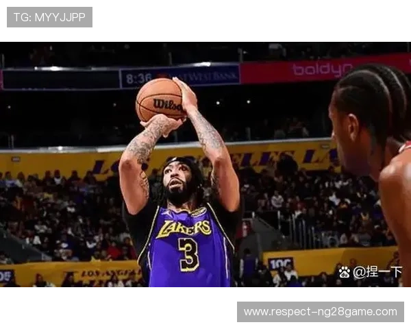 湖人勇挫雄鹿詹姆斯再创纪录队伍士气高涨