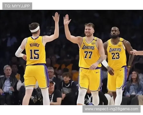 湖人迎关键连胜詹姆斯状态火热队伍化学反应提升